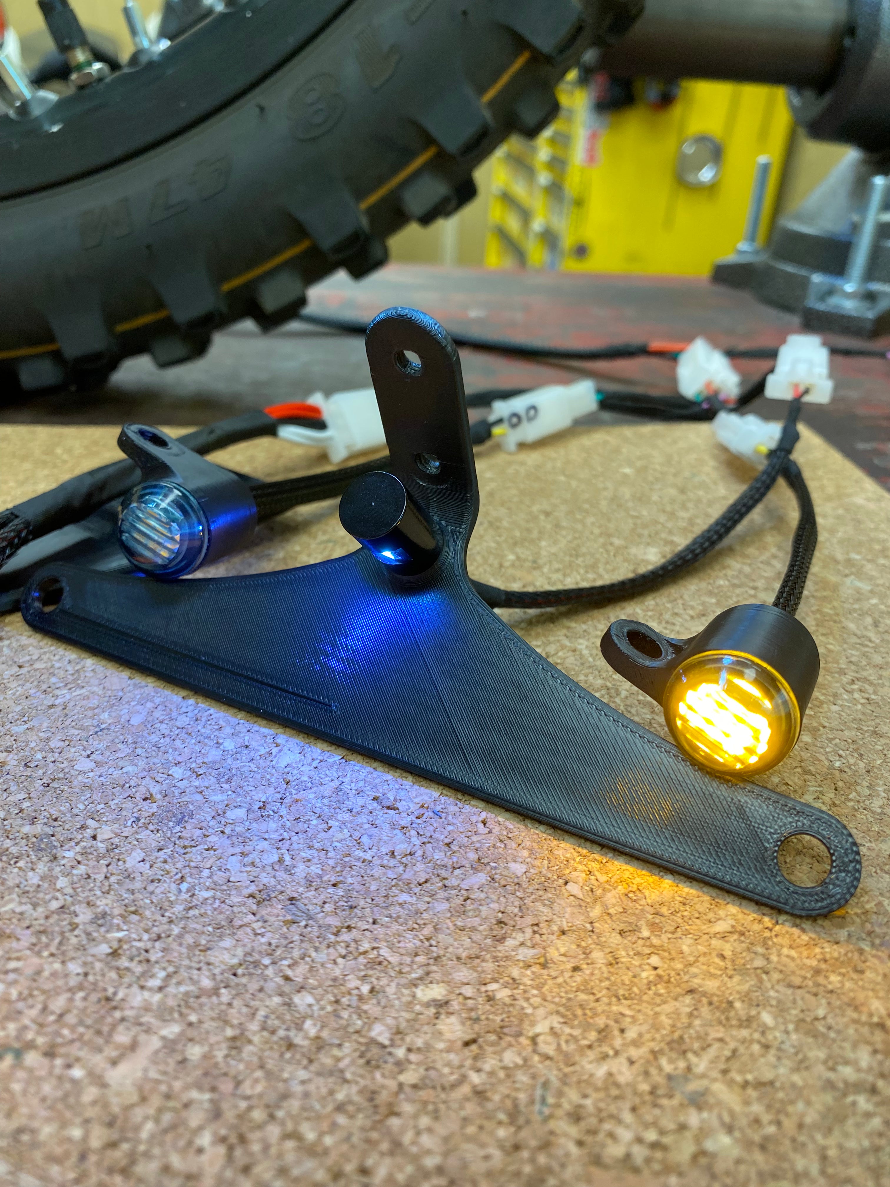 Plate bracket and signals
